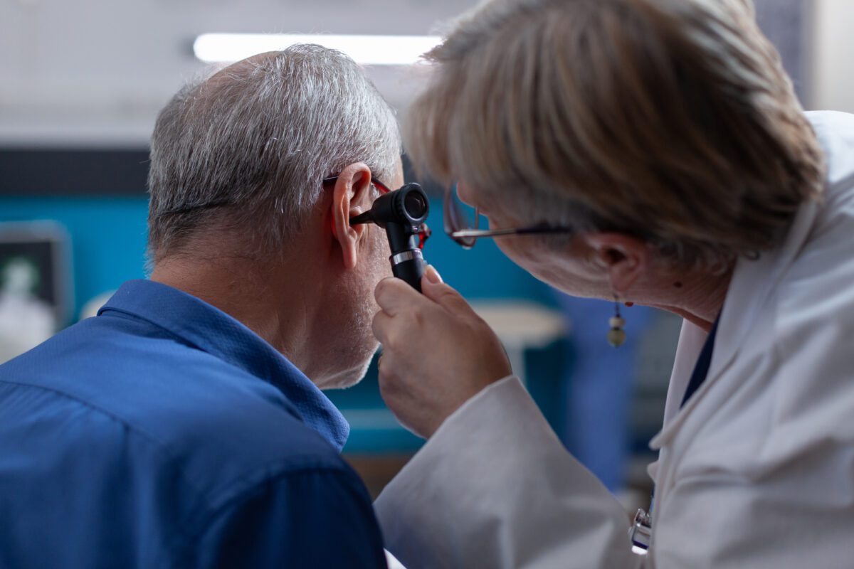 Earwax Removal at Home vs Pharmacy: What Is Safe and What Is Not?